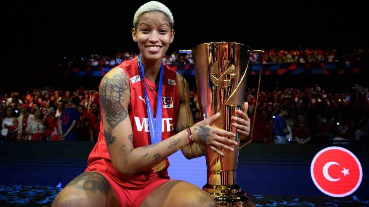 Türkiye'ye şampiyonluğu getirmişti! Melisa Vargas artık oralı oluyor