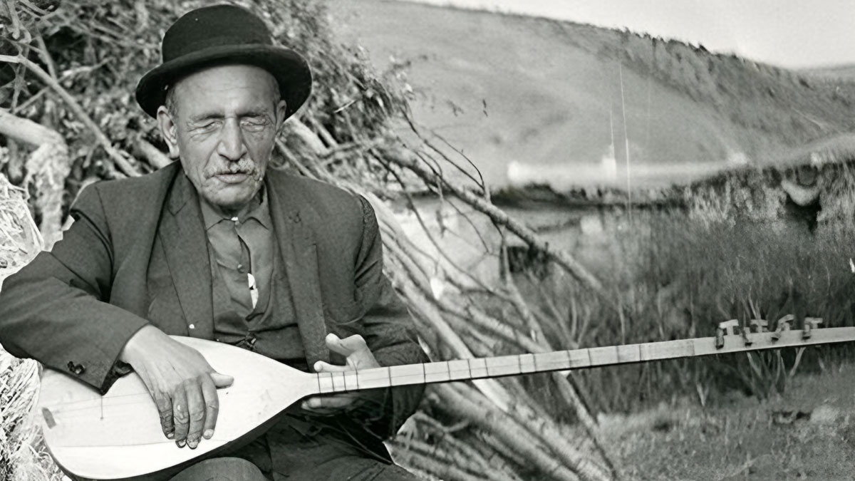 Aşık Veysel'in ölmeden önceki son isteği, yıllar sonra gerçekleşti! Neden herkesin 'halk ozanı' olamayacağının ispatı