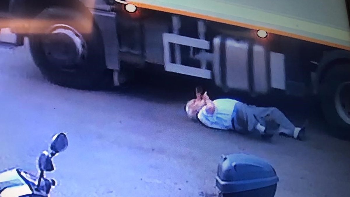 Çöp kamyonu yaşlı adamı ezdi: Tüm müdahalelere rağmen hayatını kaybetti