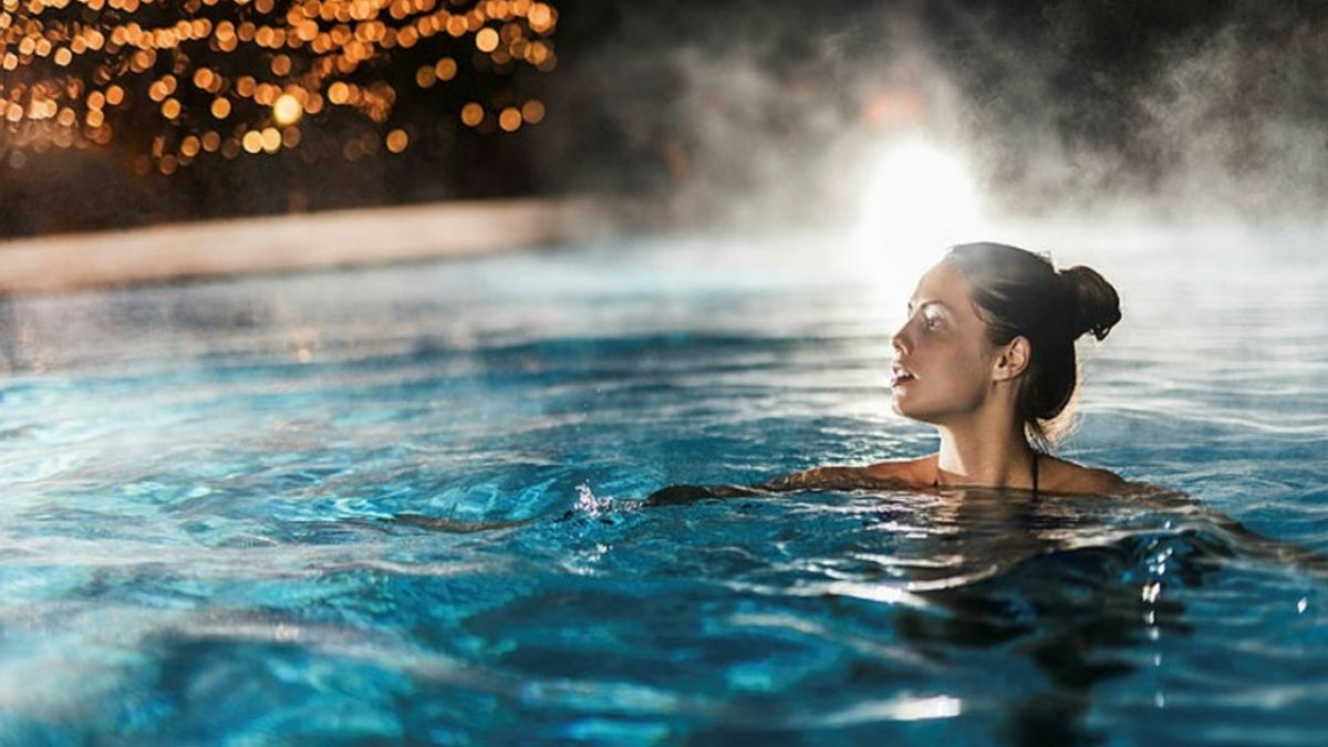 Rüyada Yüzmek Ne Anlama Gelir: Suların Gizemli Dünyasına Yolculuk