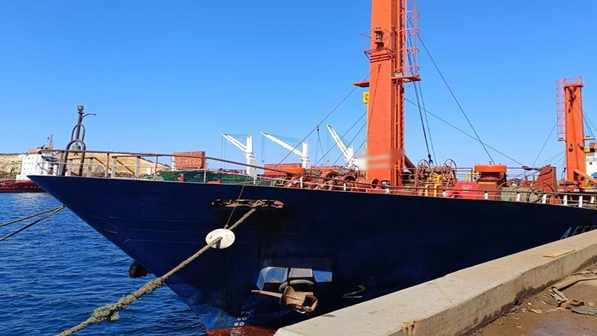 İzmir'de 51 ton kaçak akaryakıt ele geçirildi