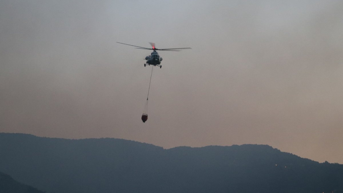 3 ilde yangın: Ekipler müdahalesini sürdürüyor