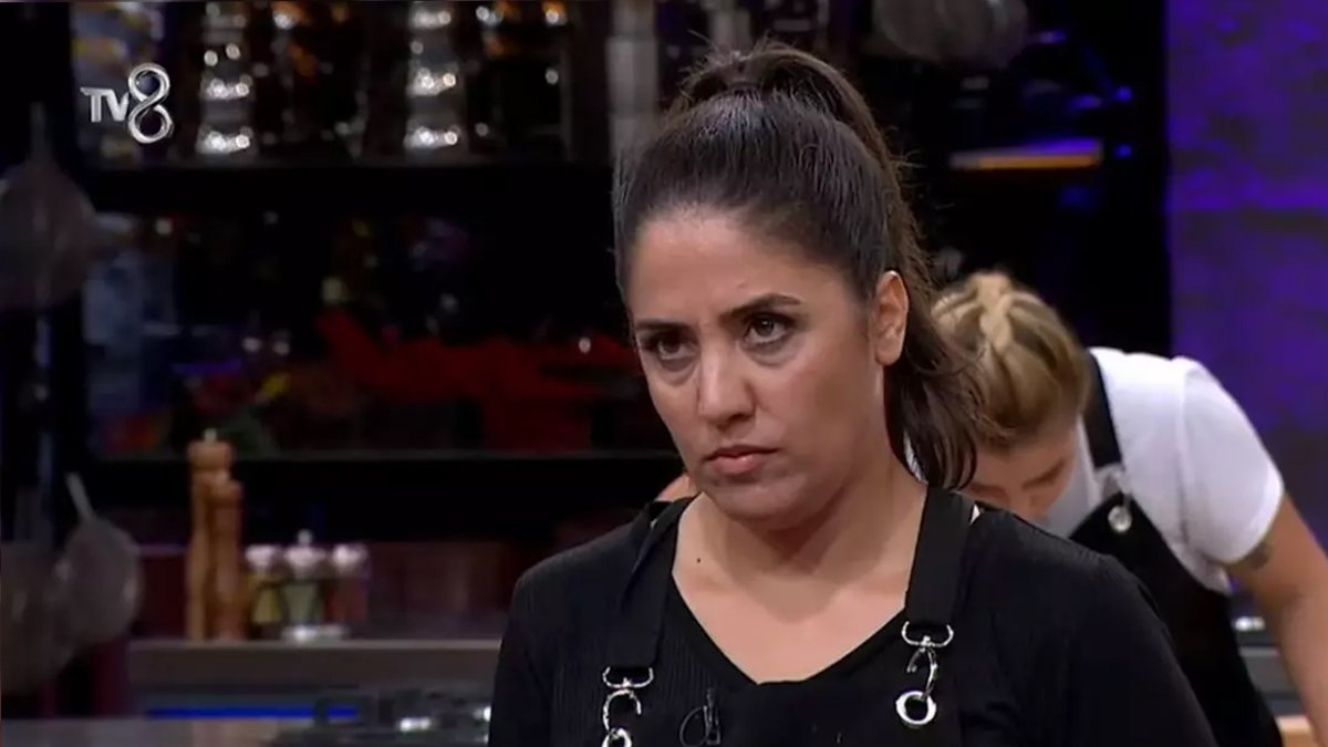 Masterchef Azize'yi gören inanamadı! Estetikli haline şeflerden yorum: "Adanalı Angelina Jolie olmuşsun"
