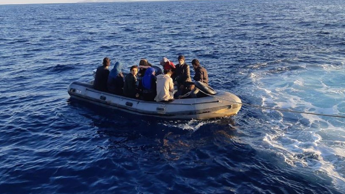 İtalya’nın ‘sorumluluğu paylaşma’ çağrısı yanıt buldu: AB yetkilisi göçmen akınına uğrayan Lampedusa’ya gidiyor