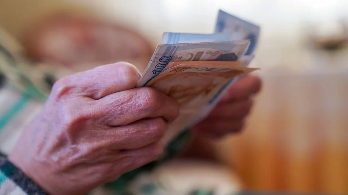 Emekli maaşlarında nokta koyuldu! Bakan Şimşek'ten bayram havası yaratacak açıklama: En düşük maaş...