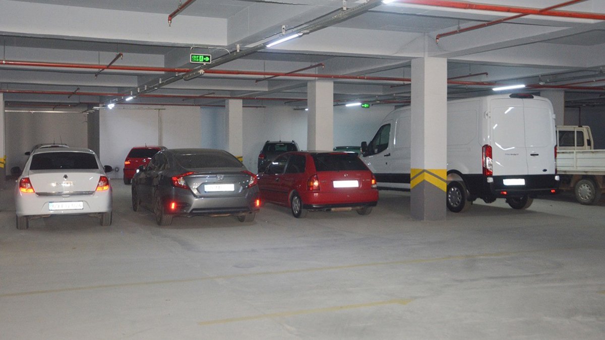 Siteler ikinci araca ücret talep etmeye başladı