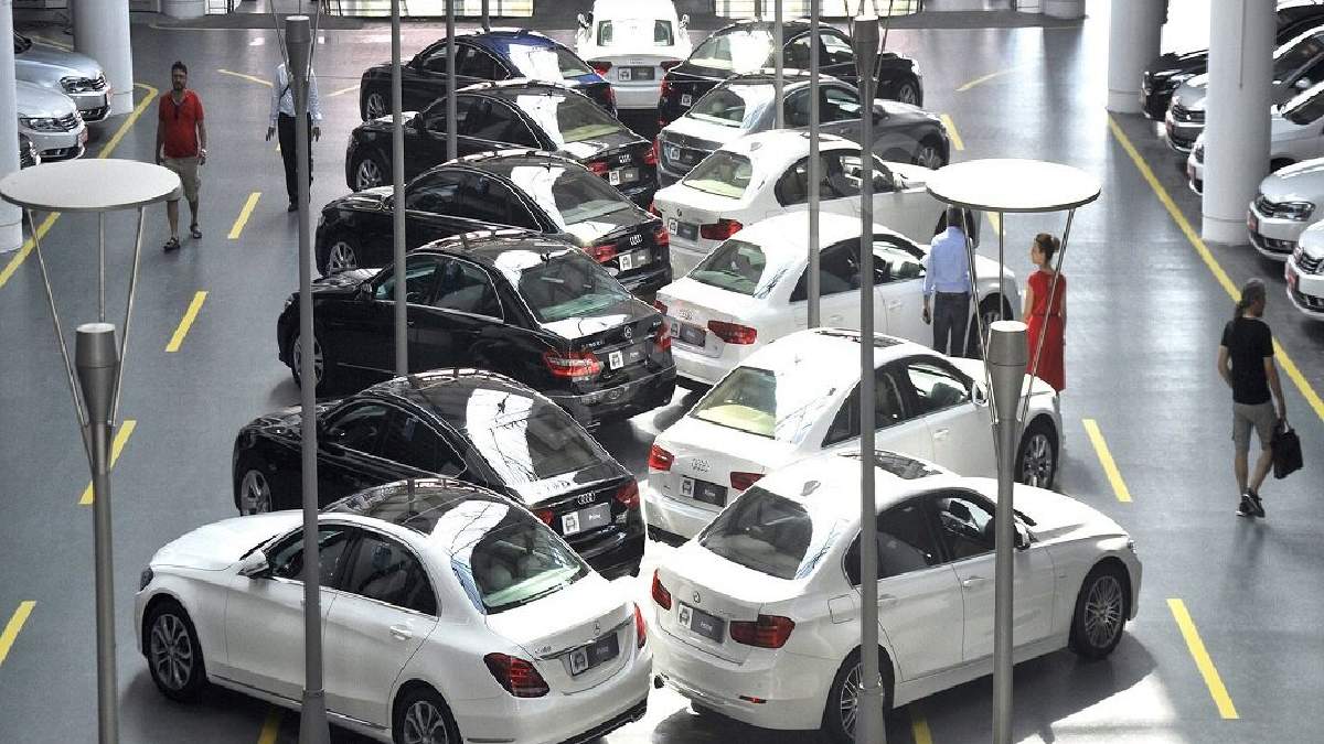 376 bin TL'ye ÖTV'siz otomobil fırsatı! Şartları taşıyanlara bu fiyattan veriliyor