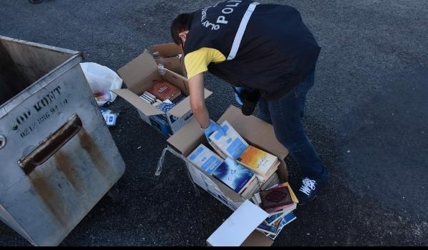 Tekirdağ Çorlu'da Fethullah Gülen’in kitapları çöp konteynerinde bulundu