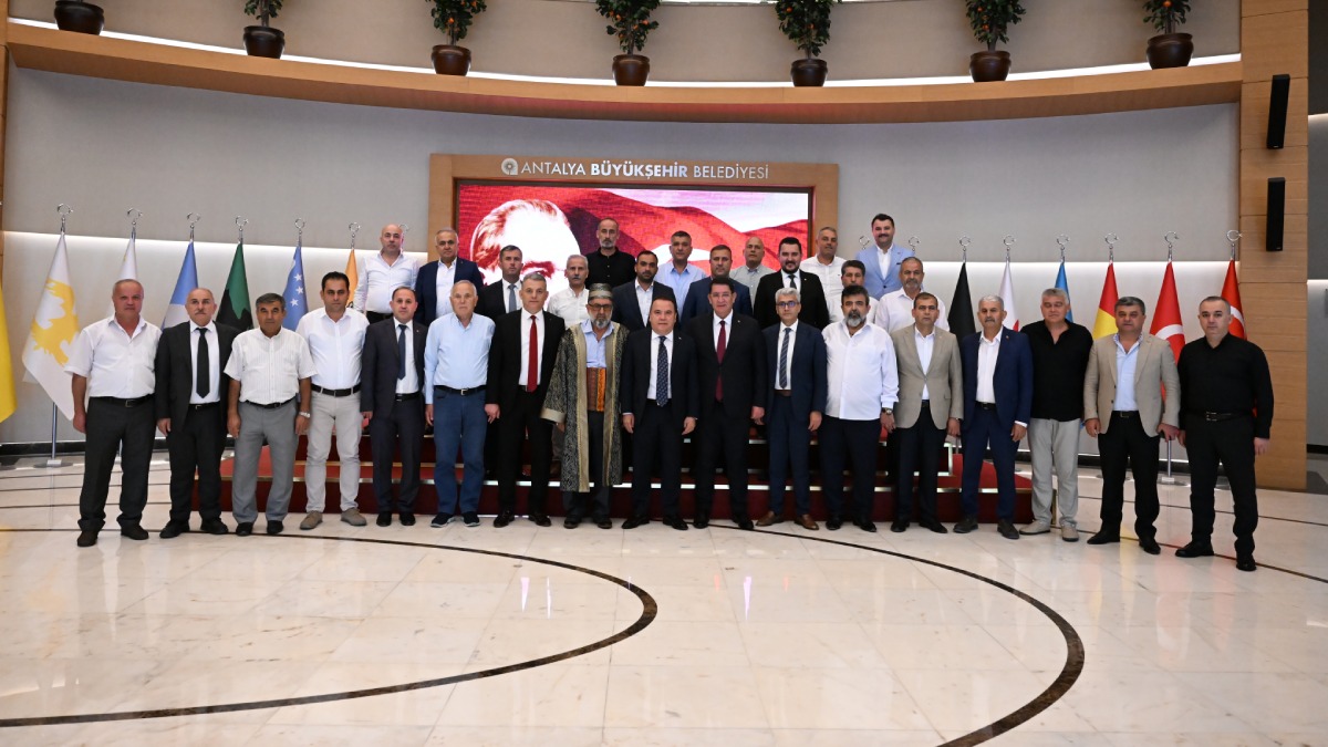 Başkan Böcek esnaf temsilcilerini ağırladı