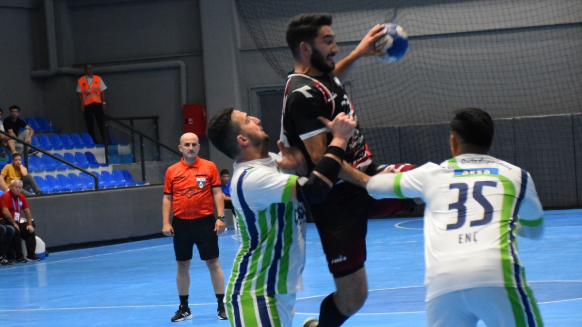 Nilüfer son saniyede güldü