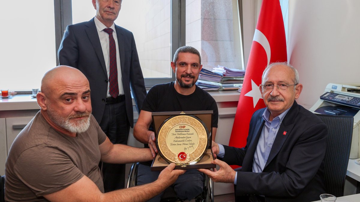 Kılıçdaroğlu gazilerle bir araya geldi