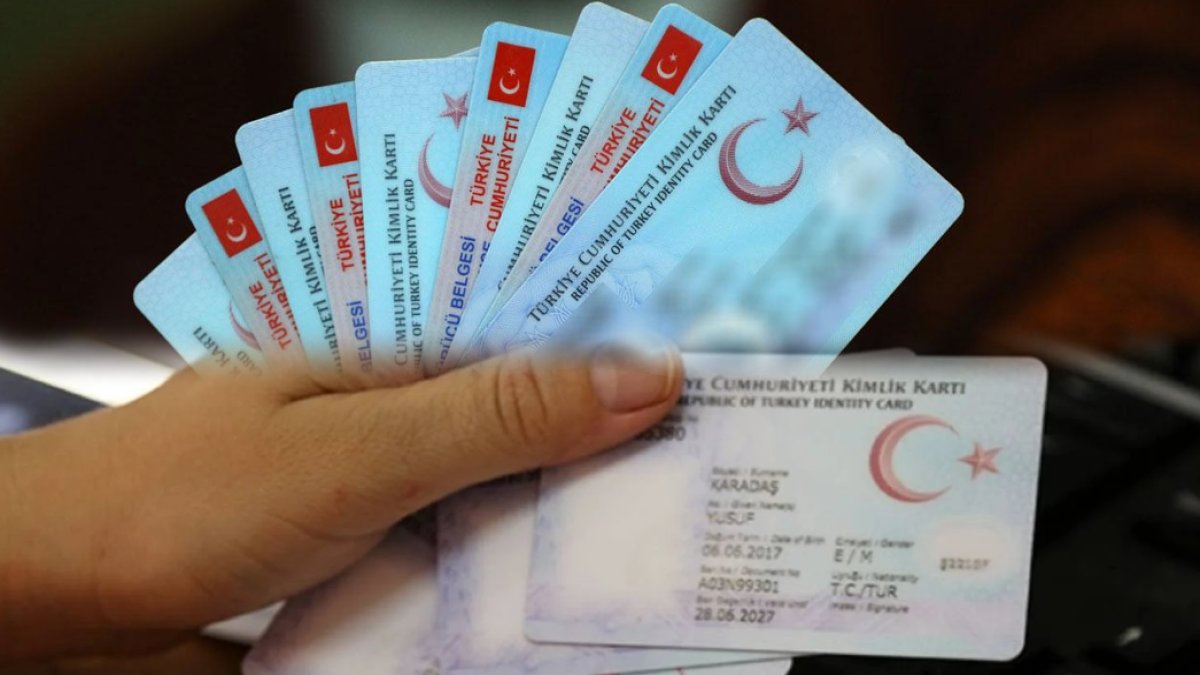 Ehliyet kullananlara büyük kolaylık! Artık evde unuttum derdi bitti, Nüfus Müdürlüğü 10 dakikada teslim ediyor