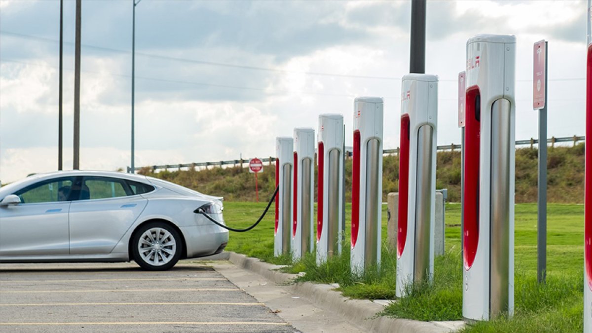 Şarj istasyonlarının yüzde 25’i hızlı