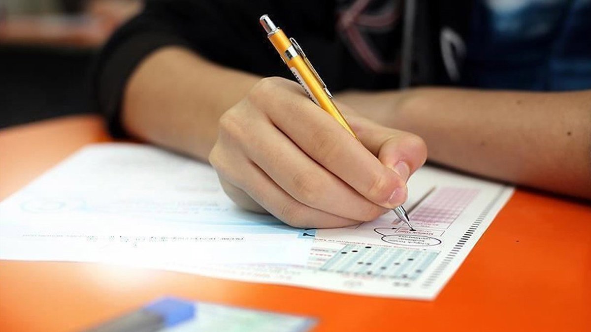 MEB duyurdu: Ortaokul ve liselerin ortak sınav tarihleri belirlendi