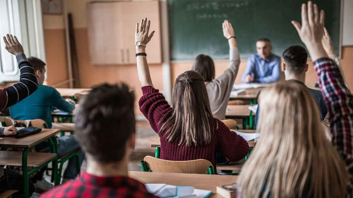 Lise öğrencilerinin kabusu geri döndü! Okullarda komisyon kuruluyor: 30 gün devamsızlık yapan sınıfta kalacak