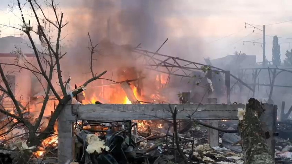 Rusya, başkent Kiev'e saldırdı: 7 yaralı