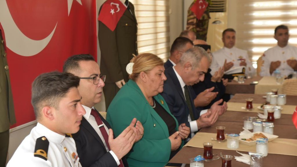 Hülya Erdem’den şehitlere saygı