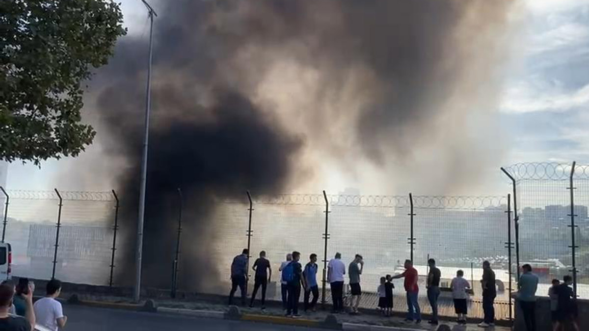 Bağcılar'da yangın! 1 kişi hayatını kaybetti