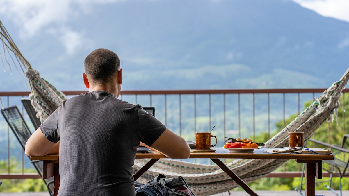 Online dil öğrenme uygulaması, dijital göçebeliğin önündeki dil engelini kaldırıyor