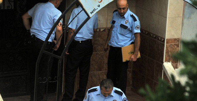 İzmir'de darbe girişimi soruşturması kapsamında 200 kişiye gözaltı kararı -  Son dakika haberler