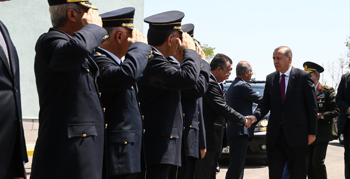 Cumhurbaşkanı Erdoğan Özel Harekat Daire Başkanlığı'nı ziyaret etti - Son dakika haberleri