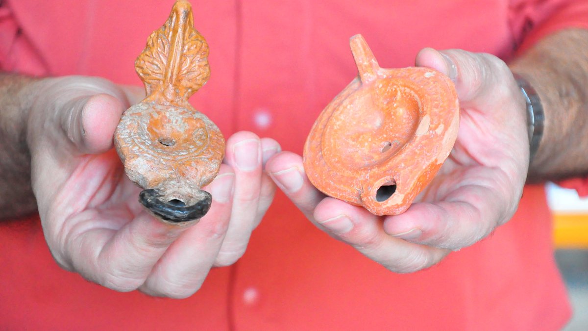 Aigai Antik Kenti'nde 2 bin 500 yıllık kandiller