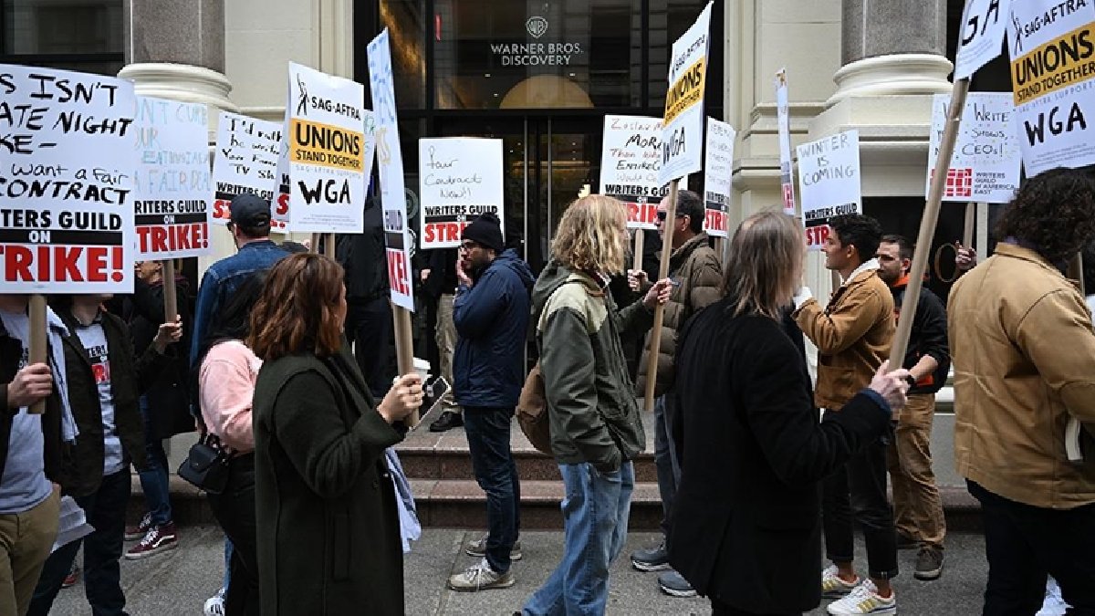 ABD’de dikkat çeken anket: Halk ‘Hollywood grevini’ destekliyor