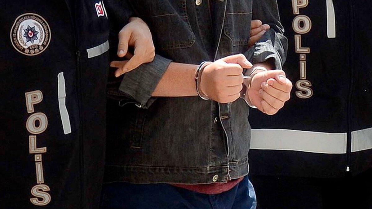 Yerlikaya duyurdu: Bombalı eylem hazırlığındaki IŞİD üyeleri yakalandı