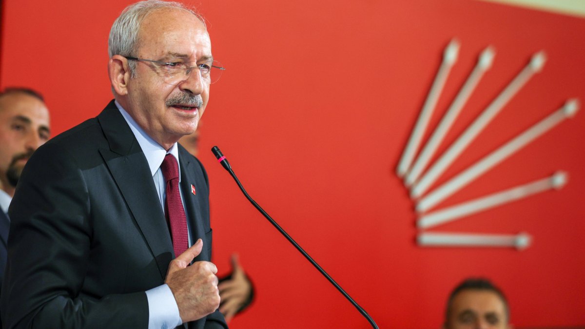 Kılıçdaroğlu engelli vatandaşlarla buluştu
