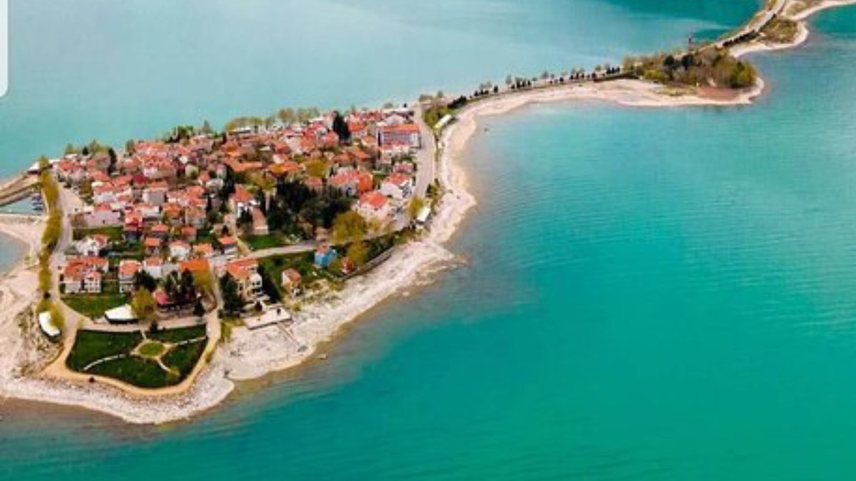 Türkiye’nin gururu yok oluyor! Tam yedi renkli suyu var… Yok olmadan gidin görün