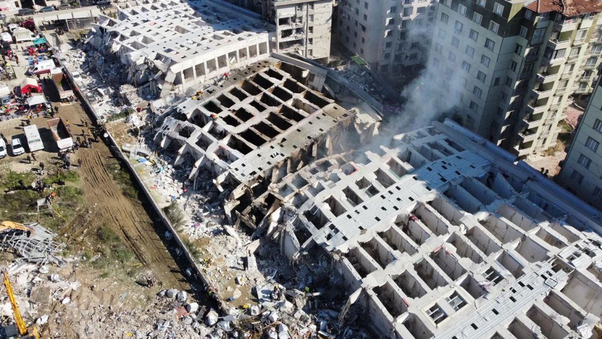 Hatay'daki Rönesans Rezidans'ın mühendisi tutuklandı