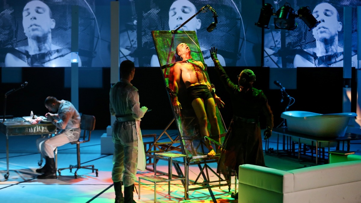 “1984” yılın oyunu seçildi