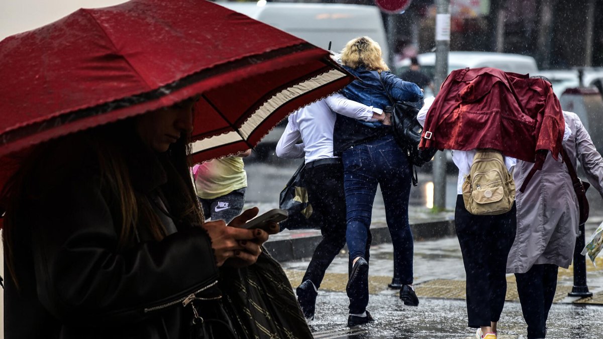 Sonbaharın ayak sesleri geliyor: Bu illerde yaşayanlar dikkat! Yağışlar kapıda, sıcaklıklar düşecek