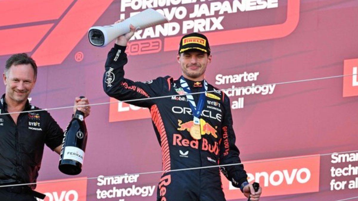 Rakiplerini rüzgarın arkasında bıraktı: F-1 pilotu Verstappen zirveye oturdu