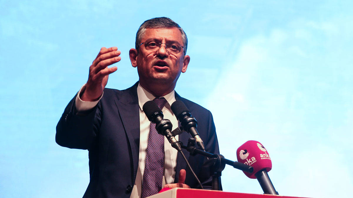 Özgür Özel'den yerel seçim mesajı: Büyük bir tehlikeyle karşı karşıyayız