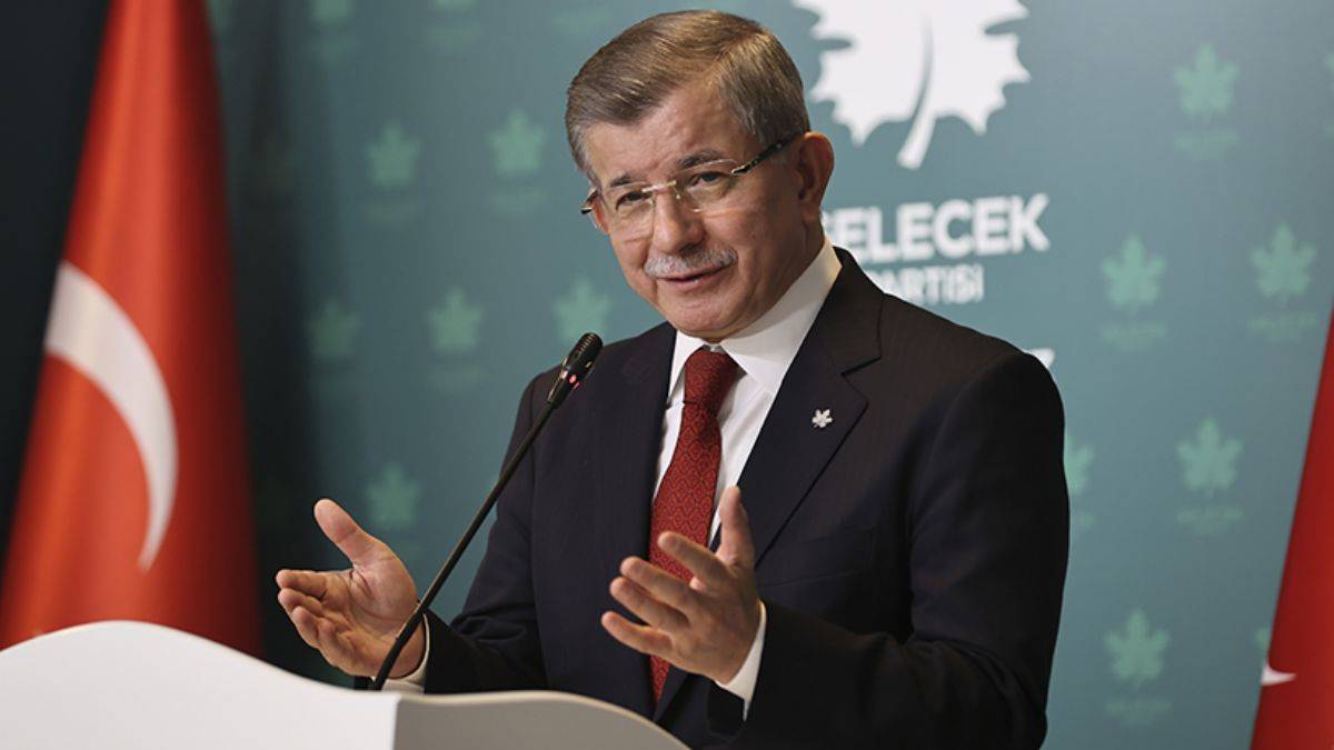 Davutoğlu'ndan dikkat çeken ittifak çıkışı: Bütün partilere kapımız açık