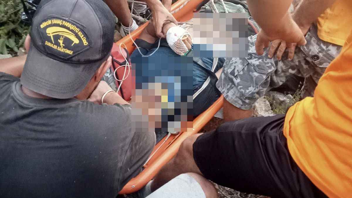 Alanya'da yamaç paraşütü düştü! Ölü ve yaralılar var