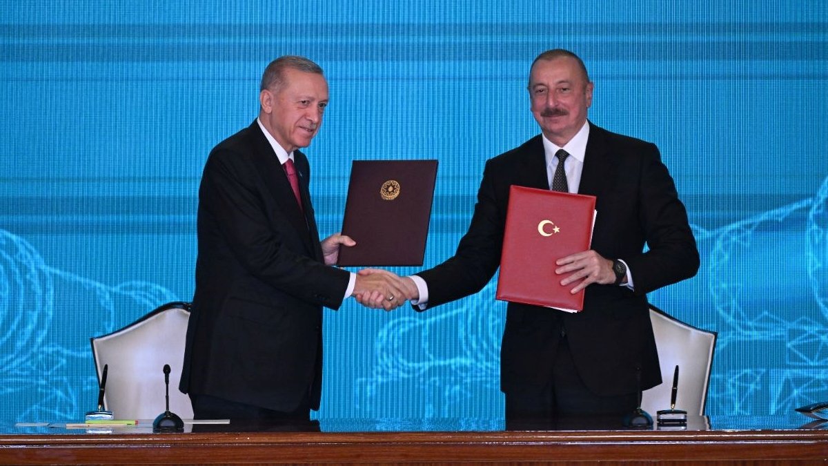 Erdoğan ile Aliyev'den ortak açıklama: 'Ermenistan kendisine uzatılan eli tutmalı'