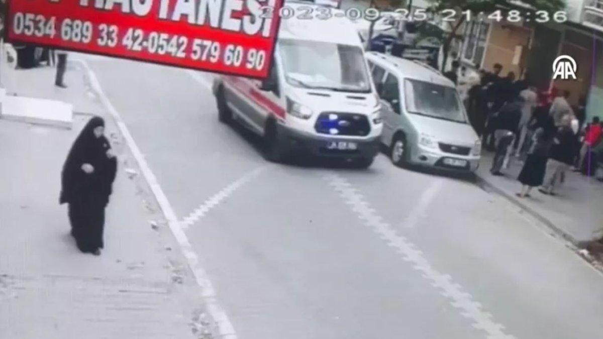 Esenyurt'ta bıçaklı sopalı saldırı: Yevmiyelerini isteyen 2 genç hastanelik oldu