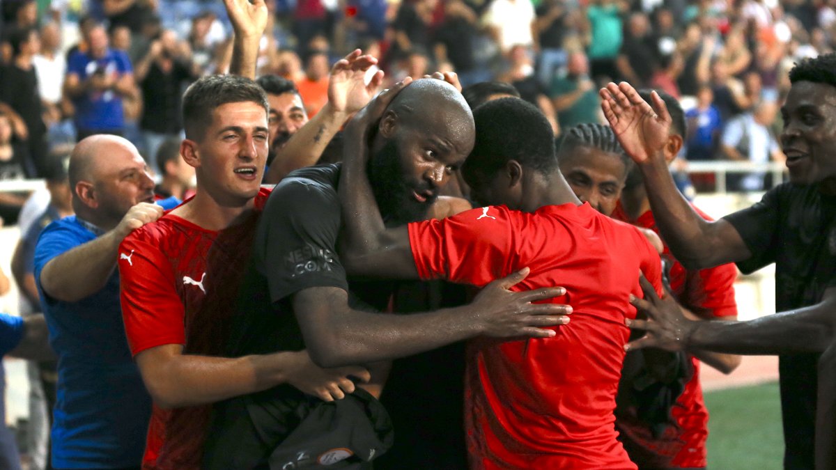 Bjelica hamleleriyle karşılaşmanın önüne geçti: Bordo-Mavilileri çıldırttı