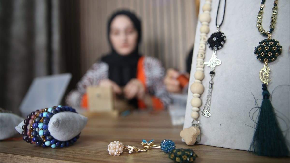 Kızı için başlamıştı şimdi resmen para saçıyor! Yurt dışından talep bolluğu: Artık tek başına yetişemiyor