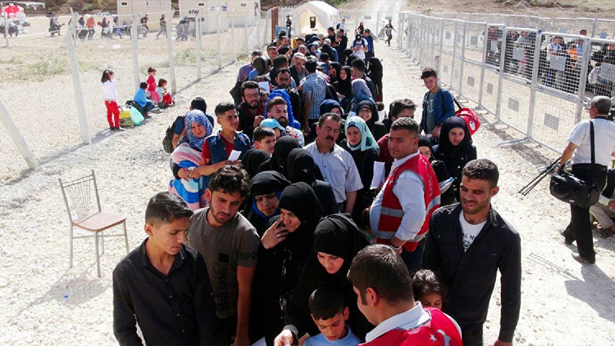 Suriyeliler evlerine gönderiliyor! Verilen süre doldu, valilik dönüş için işlemleri başlattı