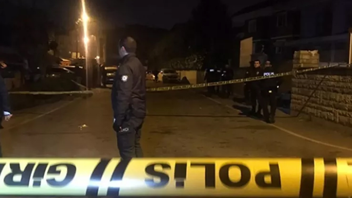 Esenyurt'ta 'Evime niye baktın?' kavgası: Bıçakla komşusuna saldırdı