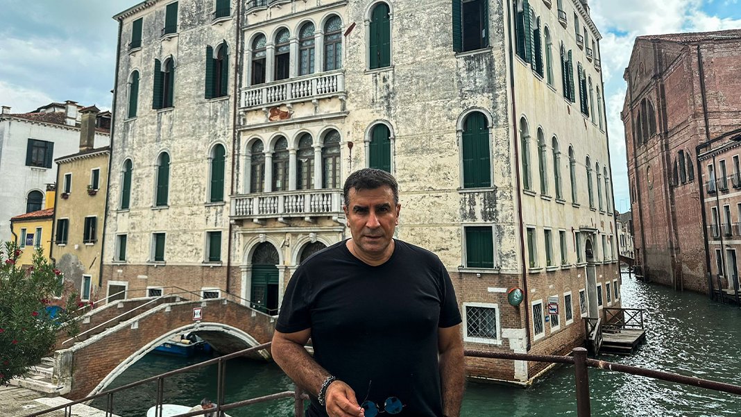 Palazzo Gradenigo artık 'Güneştekin Art Refinery'