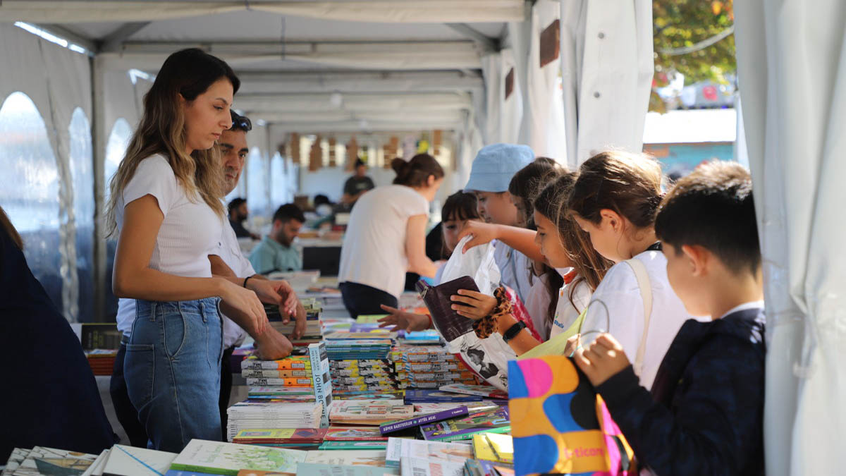 On yılın en görkemli edebiyat günleri