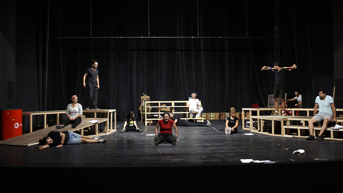 Şehir Tiyatroları Cumhuriyetin 100. yılında yerli yazarları sahneye taşıyor