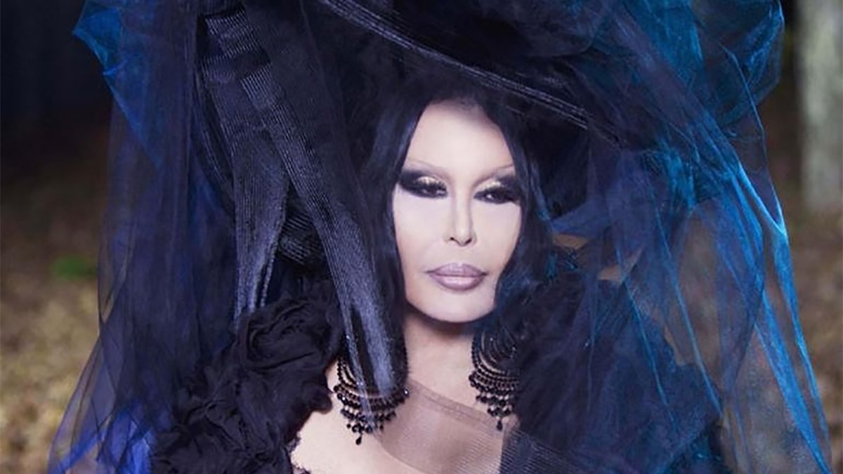 Bülent Ersoy'a konuşma yasağı: Uymazsa tazminat ödeyecek