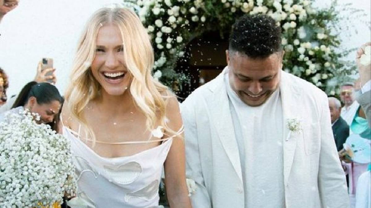 Futbolun efsane ismi Ronaldo dördüncü kez evlendi! O kareler sosyal medyayı salladı