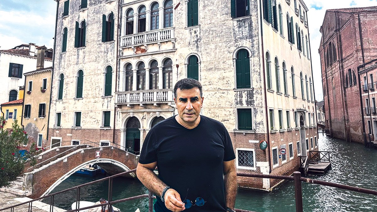 Ahmet Güneştekin Türk sanatını Venedik’e taşıyor: Tarihi Palazzo Gradenigo’yu satın aldı