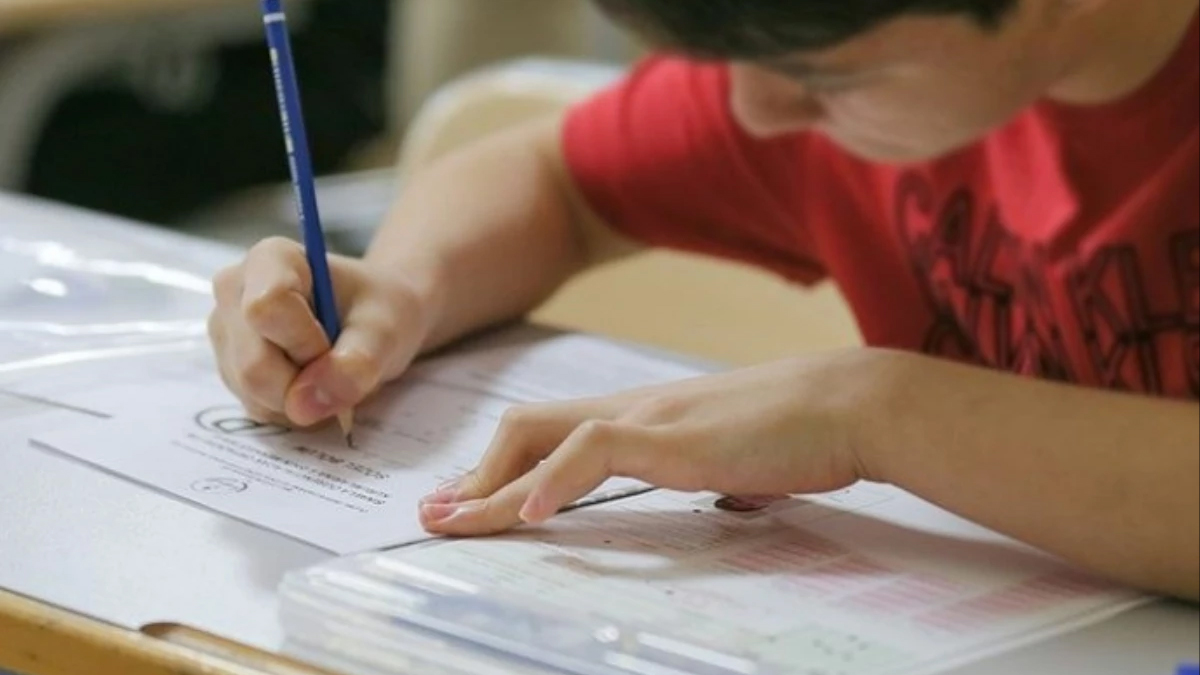 MEB'den 41 soruya cevap: Ortak sınava 'açık uçlu ve çoktan seçmeli' soru